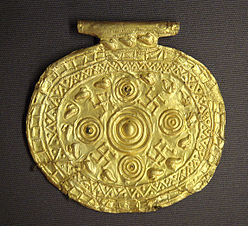 Etruscan_pendant_with_swastika_symbols_Bolsena_Italy_700_BCE_to_650_BCE