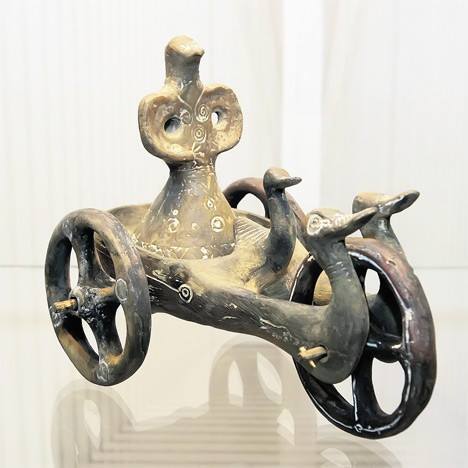 3500-year-old-dupljaja-chariot-serbia-Belgrade City Museum Archaeology art Vinca